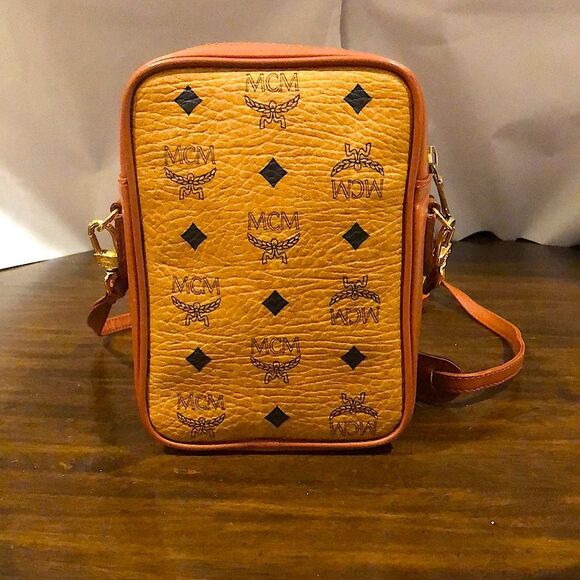 MCM Visetos Cognac Monogram Camera Messenger Bag w Leather Lined Mirror EUC RARE - Picture 3 of 17